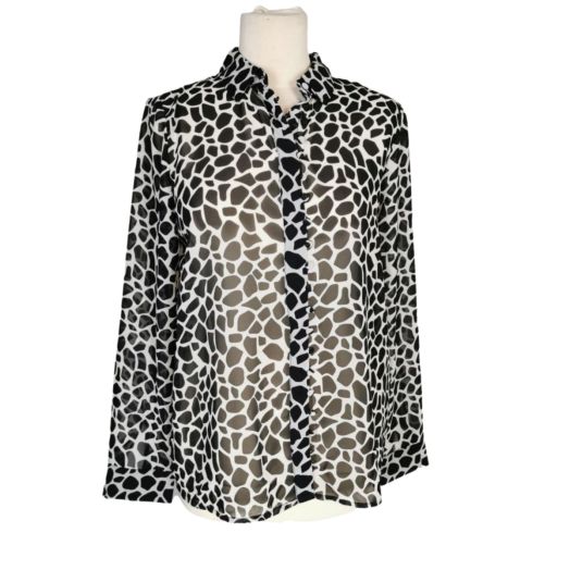 New Noisy May Shirt Size M White And Black Giraffe Print Long Sleeved 